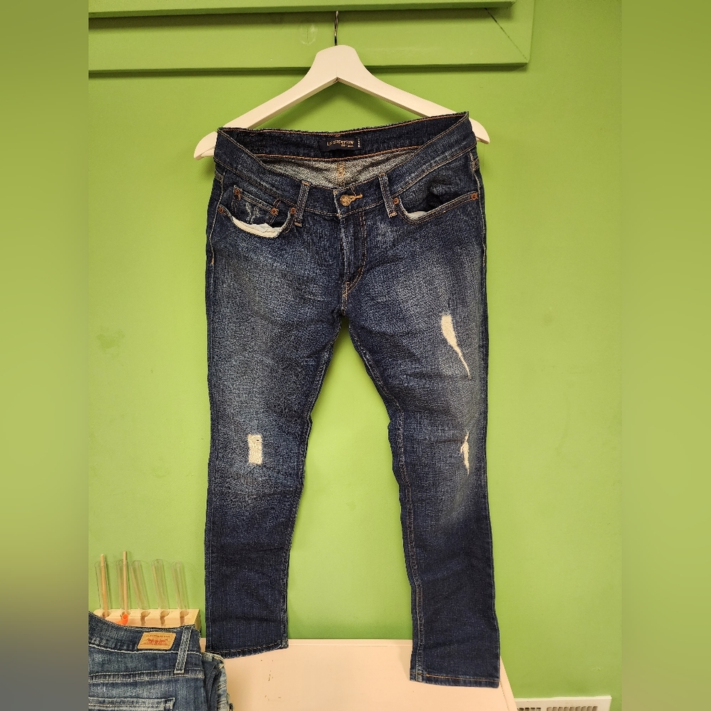 Levi's too superlow 524 jeans/ straight cut / sz 9M